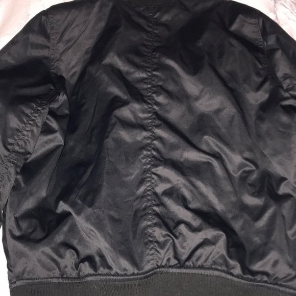 Black bomber jacket - Picture 3 of 4
